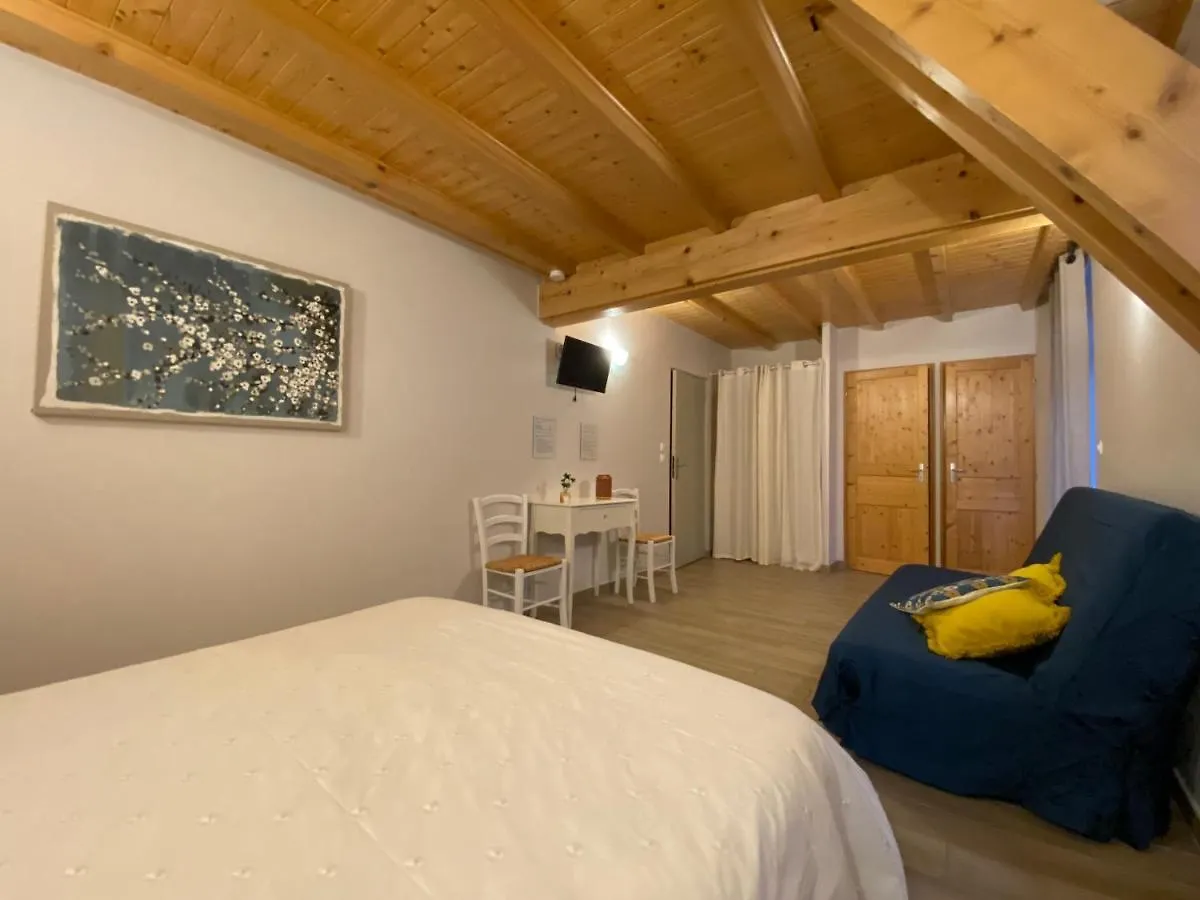 Le Cocon De Curson Chambre D'Hotes Chanos-Curson 0*,  France