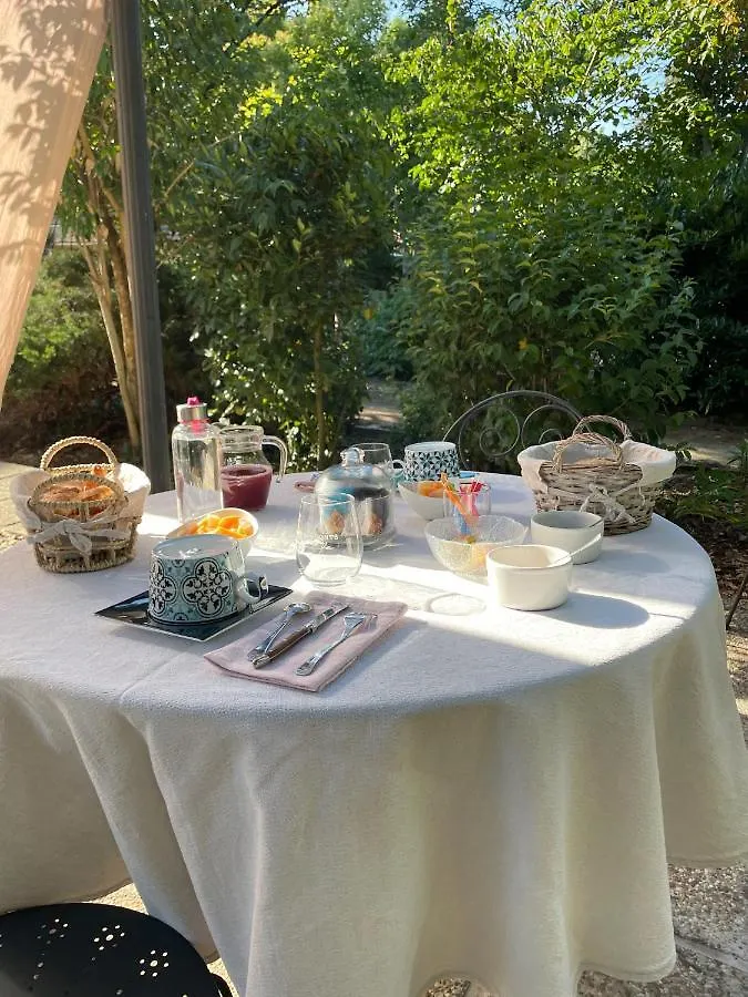 Bed & Breakfast Le Cocon De Curson Chambre D'Hotes Chanos-Curson France
